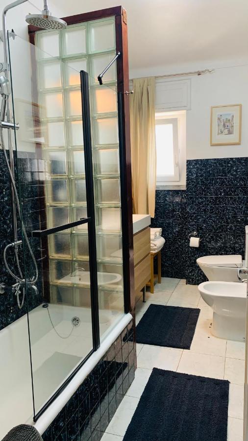 Beautiful Private Room Next To Lisbon - New Paço de Arcos Εξωτερικό φωτογραφία